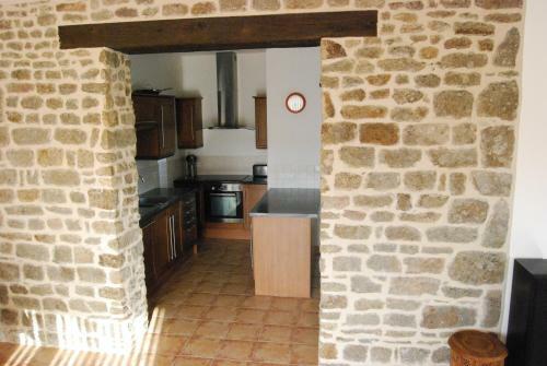 Rural Spacious Bungalow With Pool