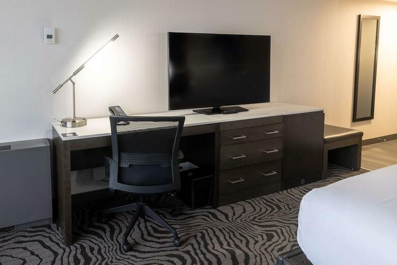 Clarion Hotel & Conference Centre