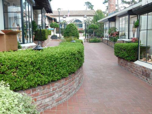 Hotel Pine Inn - Carmel
