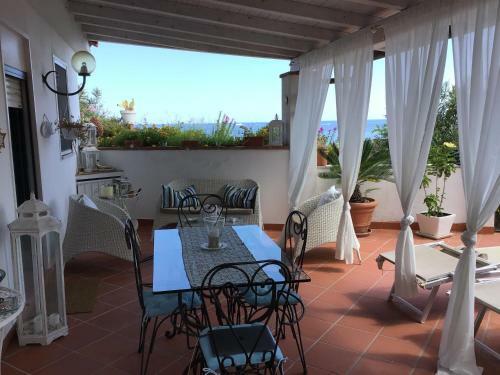 Elisa Apartment Taormina Bay