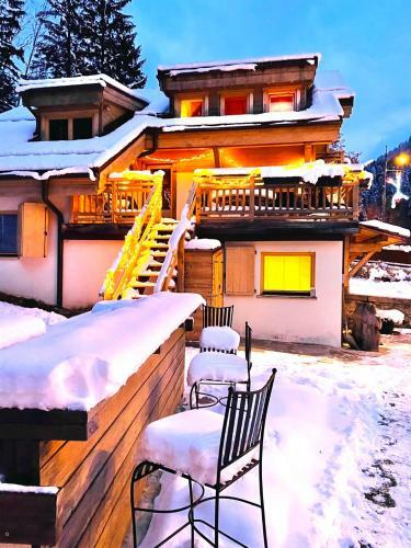 Le Relais de La Fis 6-14 Pers