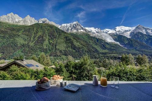 Chalet Rock And Roll