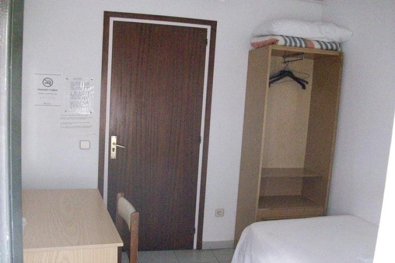 Hostal Pensi� Viladomat