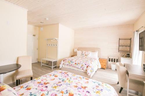 Posada Village Country Inn