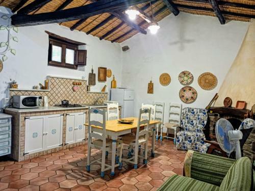 Casa Zola.