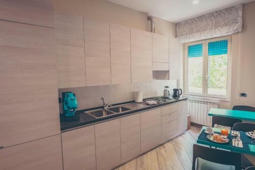 Hostal Oltre Il Mare Guest House