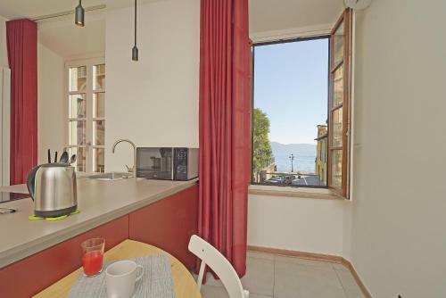 Apartamento The Bright And Lake Nest