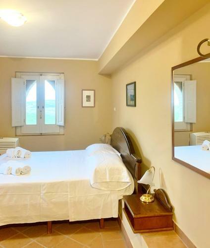 Hostal Relais Villa Santa Maria Country House