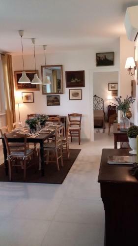 Cottage Capre