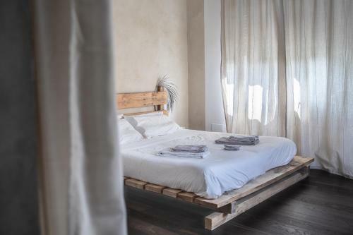 Hostal Fourroots