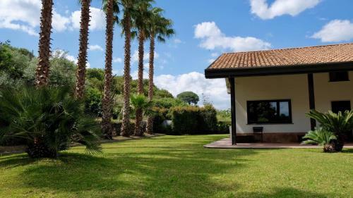 Apartamento Holiday Homes Borgo Papardo