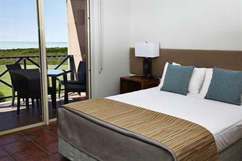 Aparthotel Moonlight Bay Suites