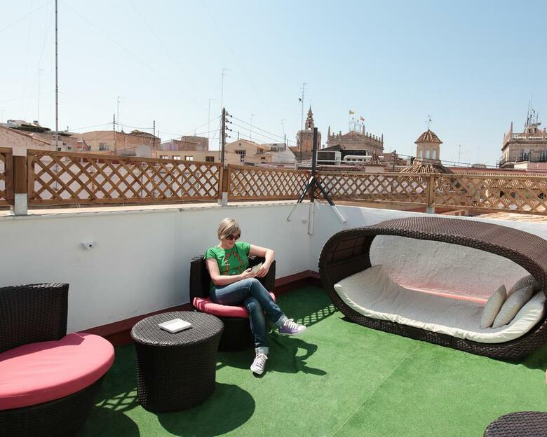 Center Valencia Youth Hostel