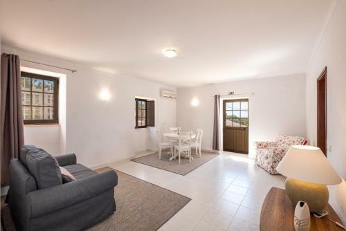 Casa Katarina - Private Villa - Heated Pool - Free Wifi - Air Con