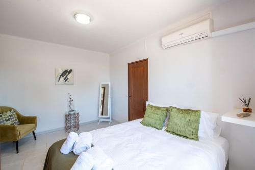 Casa Katarina - Private Villa - Heated Pool - Free Wifi - Air Con