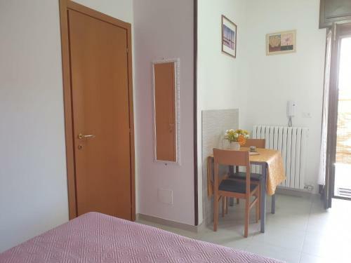 Monolocale Viola - A Casa Di Ludovica E Martina
