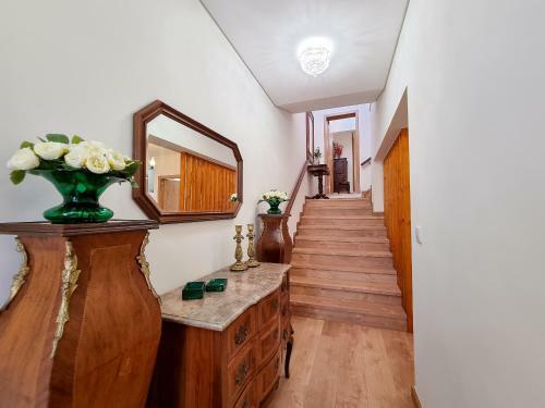 Apartamento Encosta Santa Luzia - Com Piscina E Vista Cidade