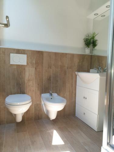 Hostal House Leomar Di Sara