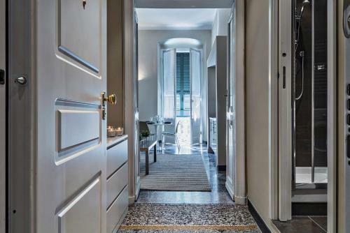 Via Roma Luxury Apartment By Wonderful Italy