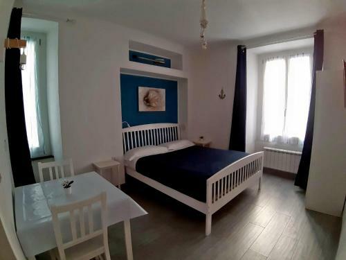 Bed & Breakfast A Due Passi Da