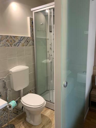 Hostal Genova Fieschi Rooms