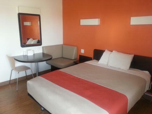 Motel 6 Joplin
