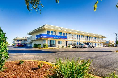 Motel 6 Joplin