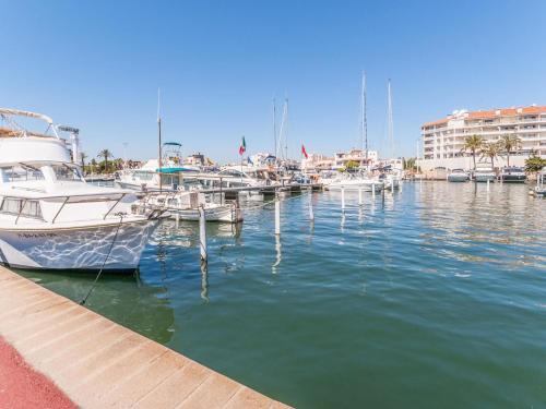 Holiday Home Comte De Empuries Empuriabrava