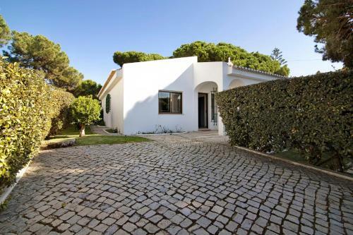 Villa Casa Dos Pinheiros