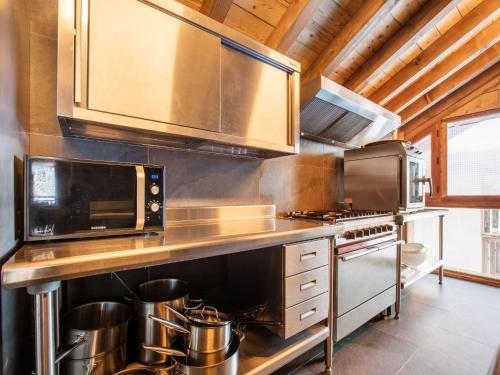 Lush Chalet In Champagny En Vanoise With Sauna