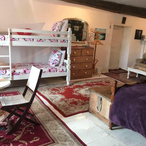 Bed & Breakfast Wisteria House