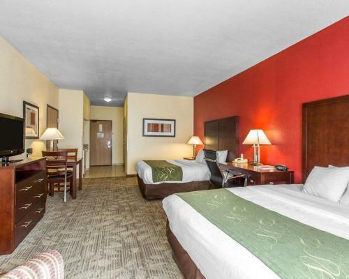 Hotel Comfort Suites Palm Desert
