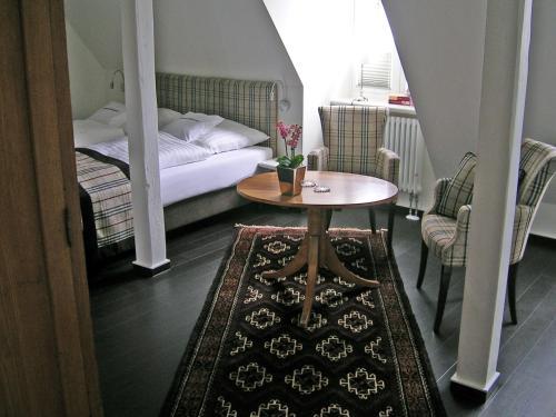 Hotel & Caf� Kleinergr�nauer