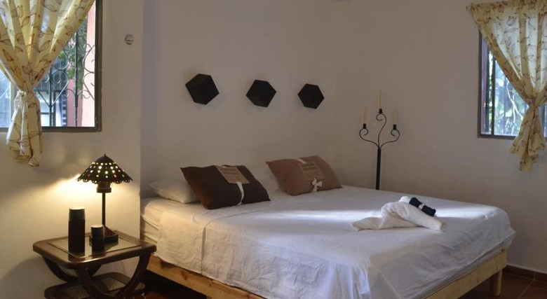 Hostal Bed And Breakfast Garden