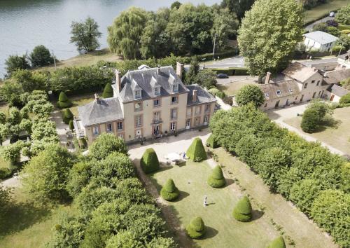 Hostal Ch�teau Rouillon D'allest