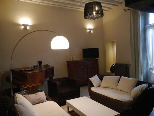 Hostal Maison D'eus�bia