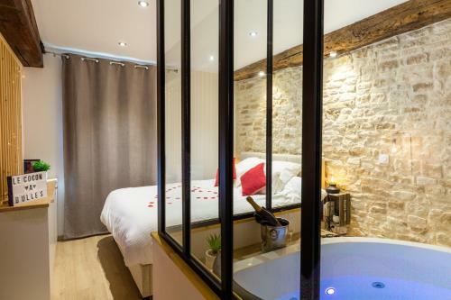 Apartamento Cocon � Bulles Chic Vue Cath�drale Avec Spa-jacuzzi