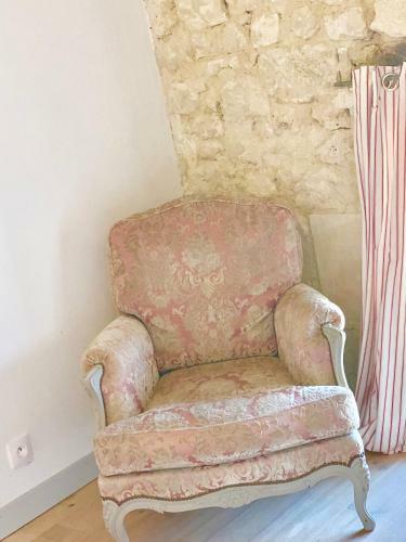 The Painted House * Authentic Chateauneuf