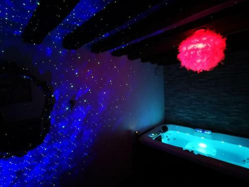 Apartamento Appartement Et Jacuzzi Privatif C?ur de Chartres
