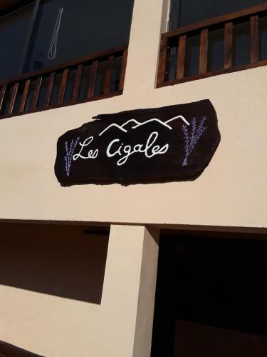 Hostal Gite Les Cigales