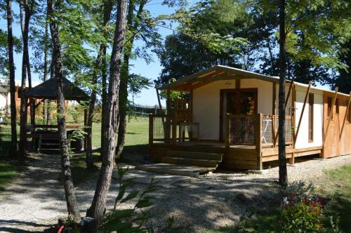 Hostal La Fontaine de La Chapini�re Cw