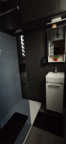 The White Home Broadway Love Room