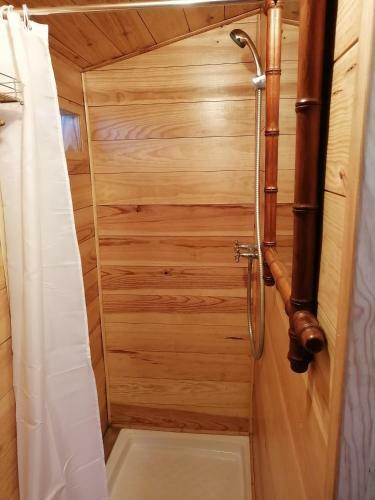 Patrice Et Chrstel Cabane En Bois