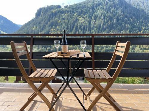 Apartamento 2 Comfortable Studios Of 2-4 Persons Each In Chatel Center