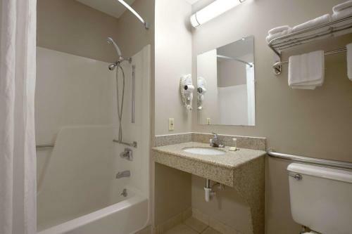 Motel Super 8 - Fremont
