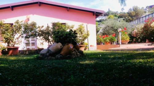 Villa Anna Regione Bussi 57 Imperia
