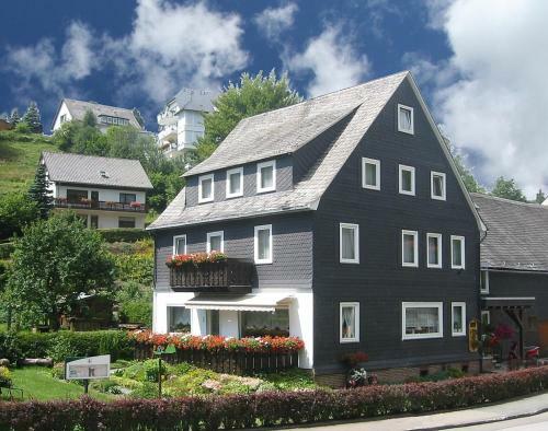 Hostal Pension Sch�ferhaus