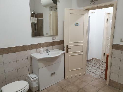 Bed & Breakfast Guest House Tra Rocce E Mare