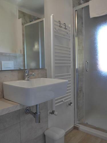 Hostal La Tana Rooms
