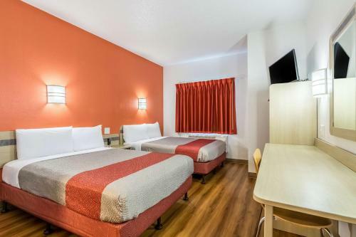 Motel 6 Charlotte Carowinds